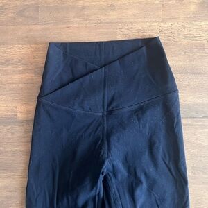 Paragon Crossover Leggings